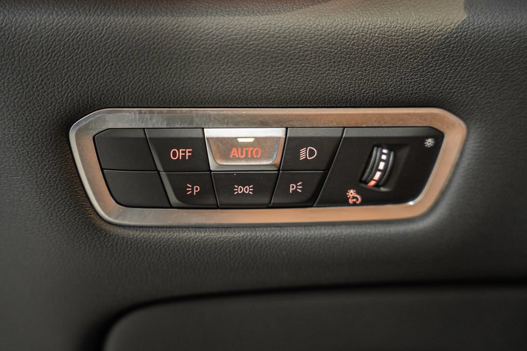 Used 2023 BMW X5 xDrive40i w/ Premium Package AWD/4WD image 48