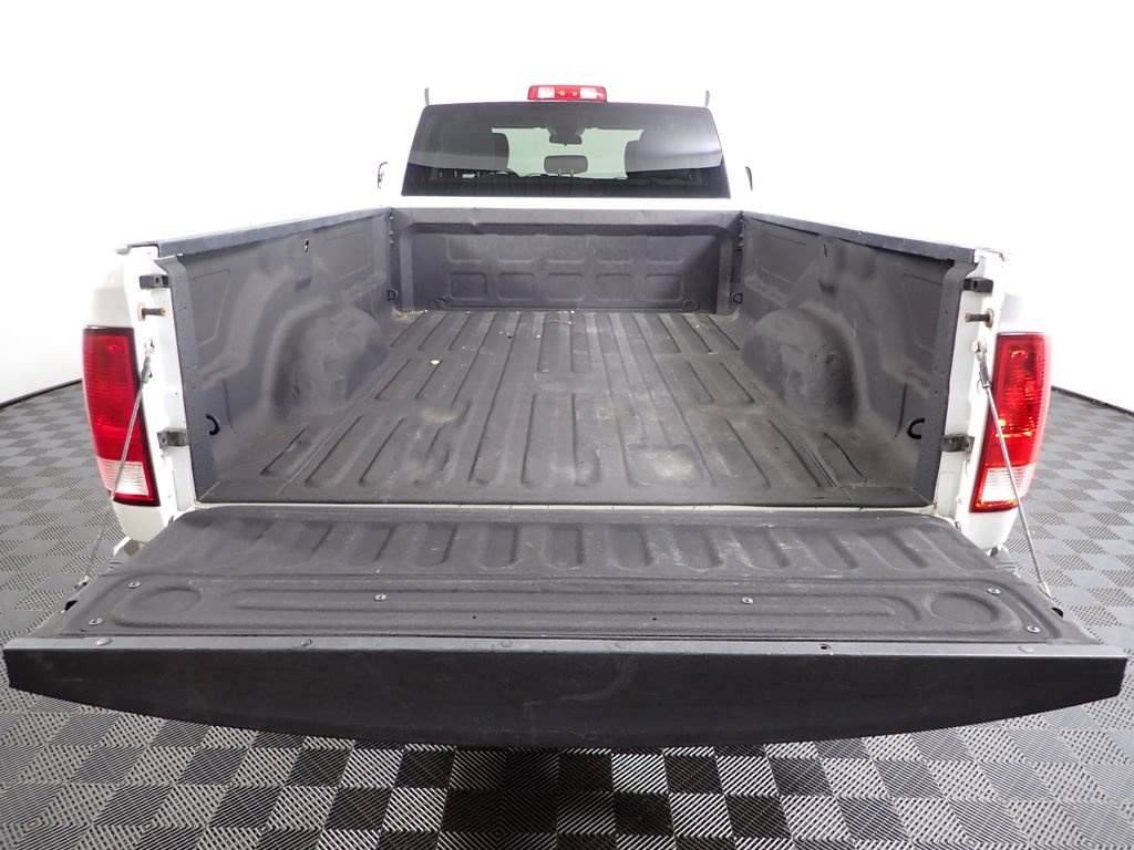 Used 2017 RAM 2500 Tradesman w/ Chrome Appearance Group AWD/4WD image 18