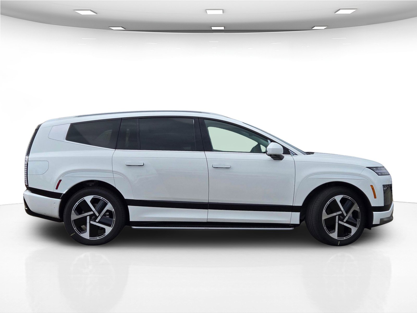 New 2026 Hyundai Ioniq 9 Calligraphy image 9