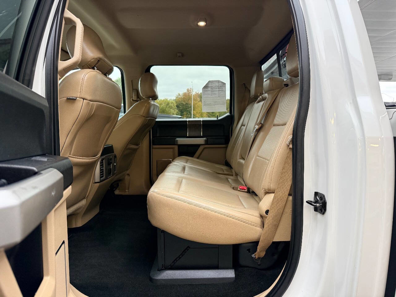 Used 2017 Ford F350 Lariat w/ FX4 Off-Road Package image 35