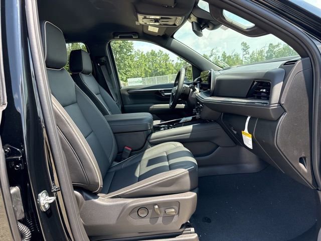 New 2025 Chevrolet Suburban Premier image 37