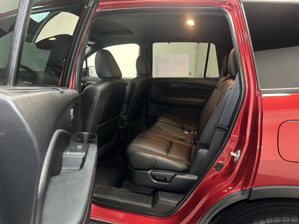 Certified 2022 Honda Passport TrailSport image 32