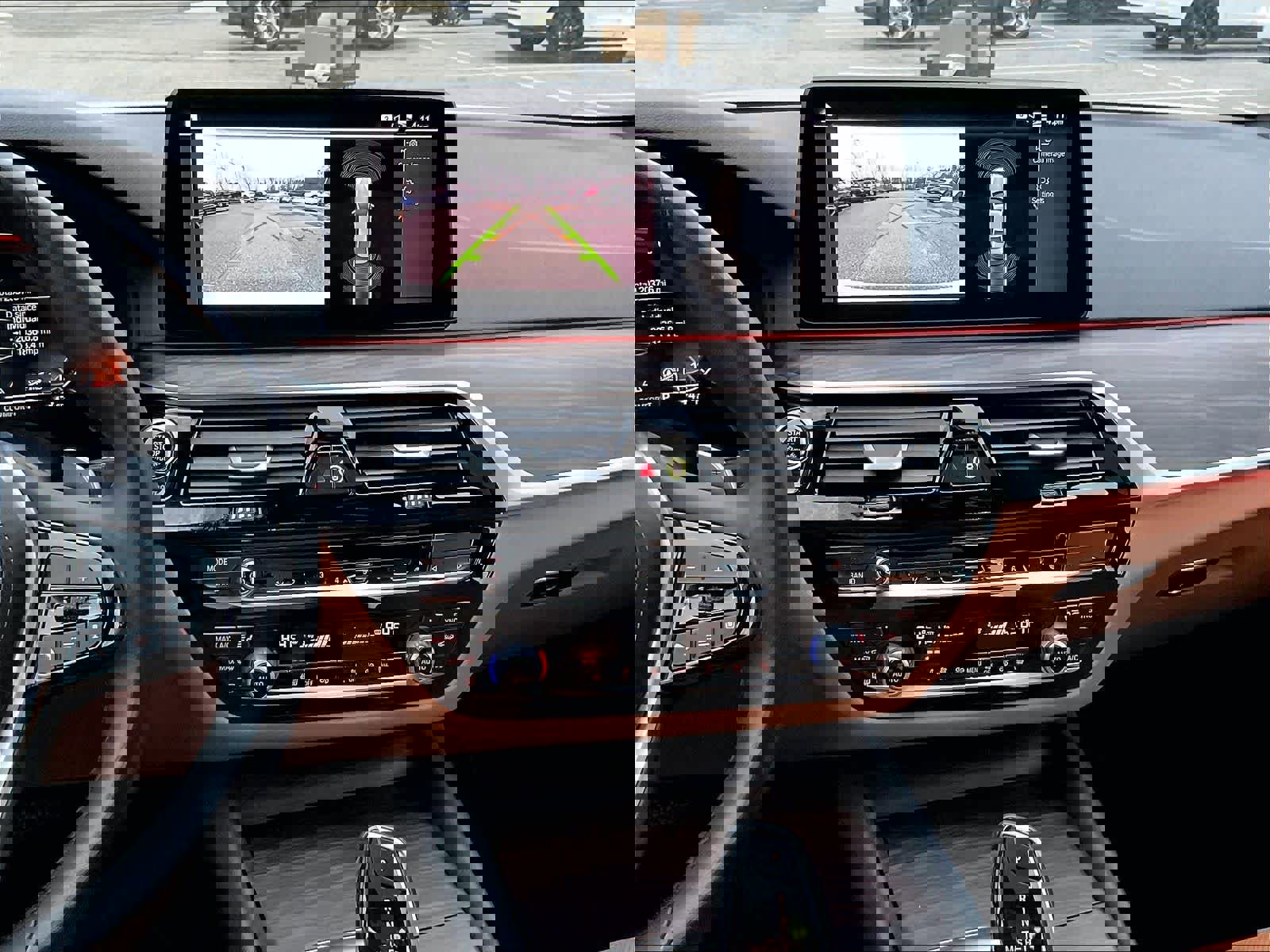 Used 2023 BMW 530i xDrive w/ Premium Package image 18