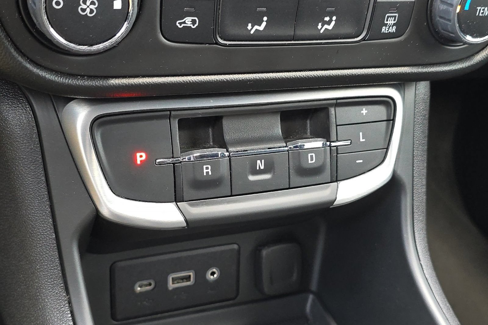 Used 2022 GMC Terrain SLE AWD/4WD image 21