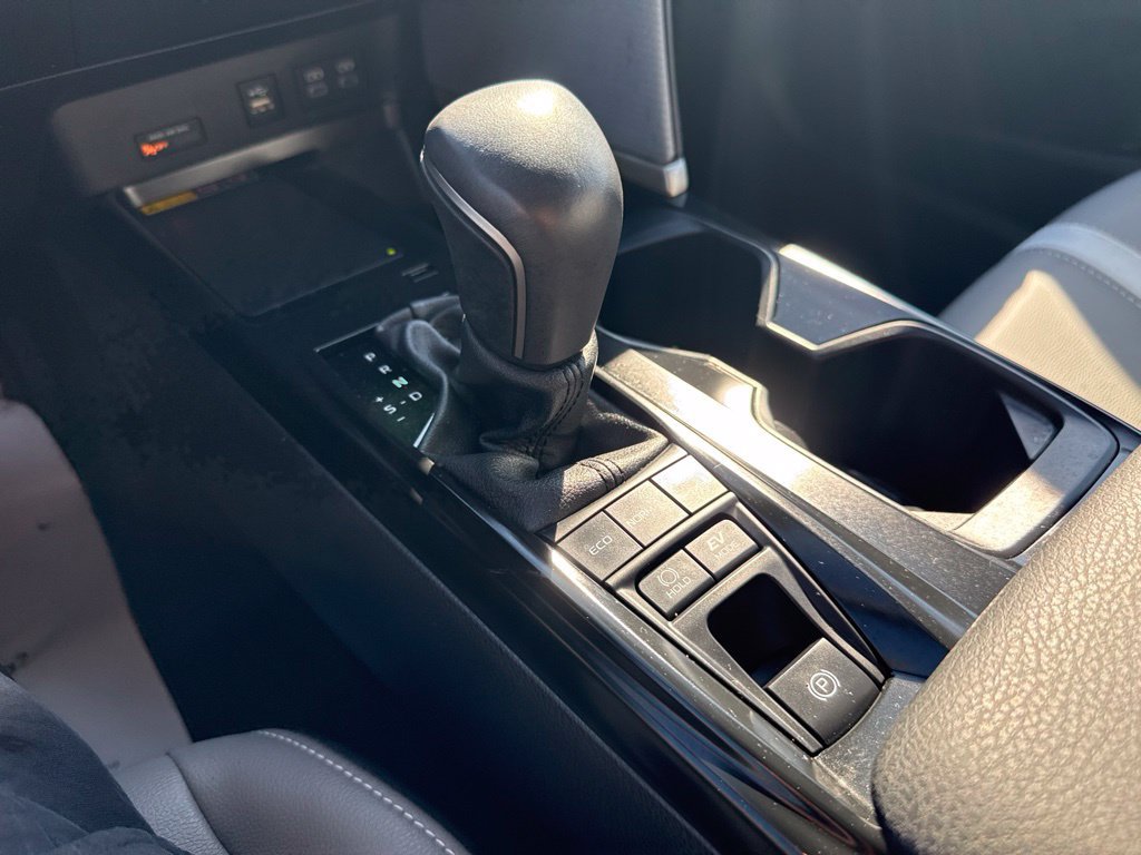Certified 2025 Toyota Camry SE w/ Convenience Package AWD/4WD image 15