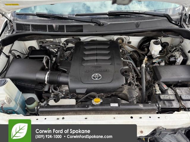 Used 2016 Toyota Sequoia SR5 AWD/4WD image 31