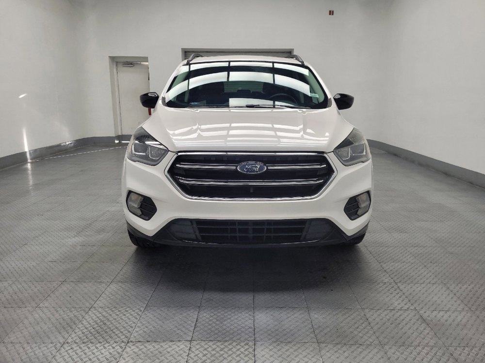 Used 2018 Ford Escape SE w/ SE Sport Appearance Package image 15