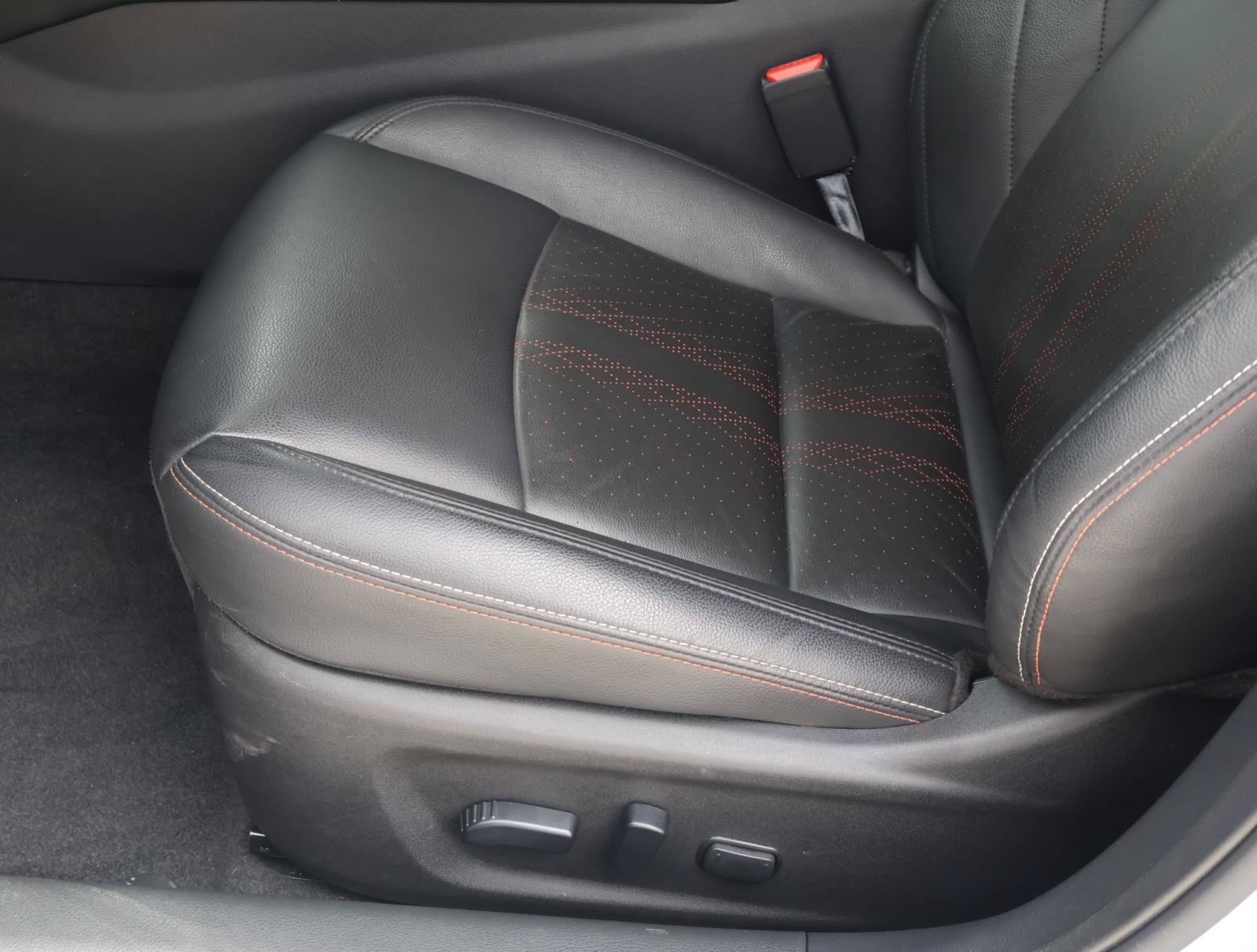 Used 2025 Nissan Altima 2.5 SR w/ SR Premium Package FWD image 14