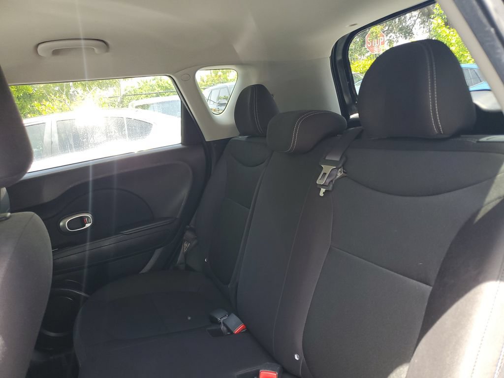 Used 2017 Kia Soul w/ Convenience Package FWD image 13