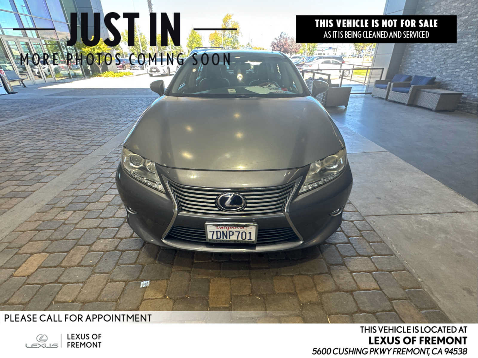 Used 2014 Lexus ES 300h w/ Luxury Package w/Bamboo Trim