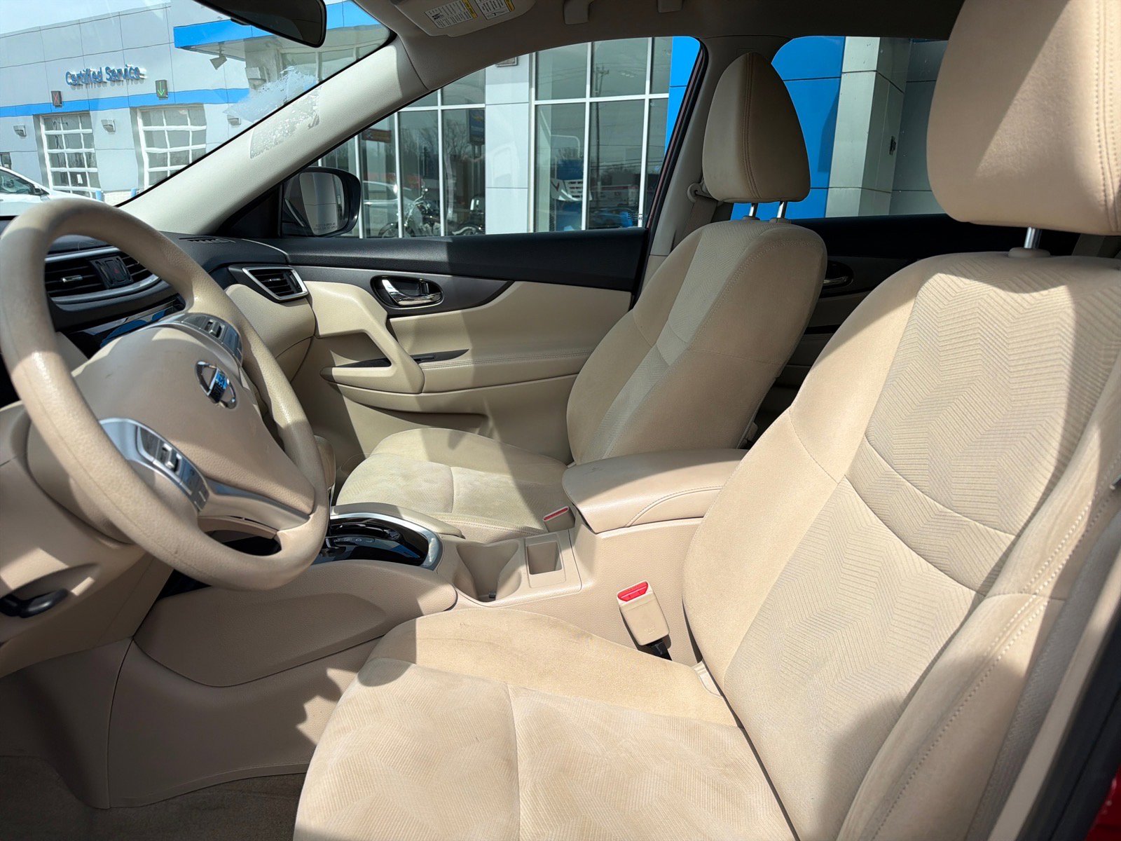 Used 2015 Nissan Rogue S image 7