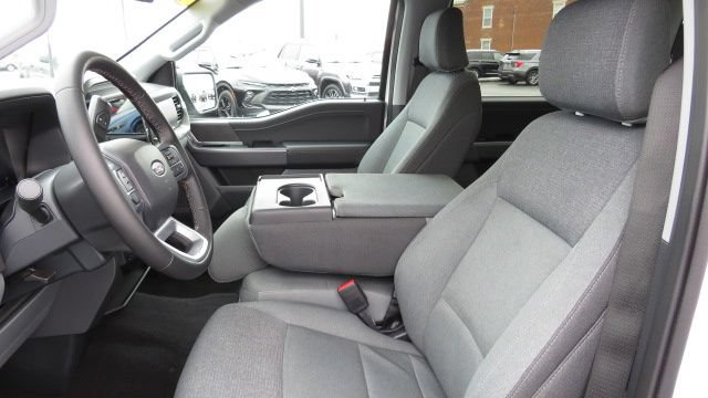 Used 2025 Ford F150 XLT w/ Equipment Group 301A Standard AWD/4WD image 4