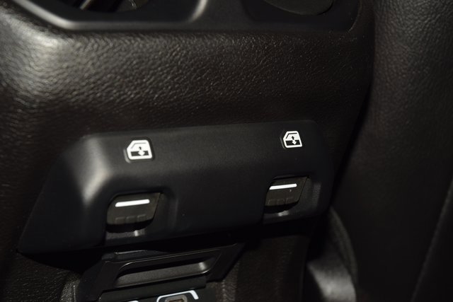 Used 2018 Jeep Wrangler Unlimited Sahara image 44