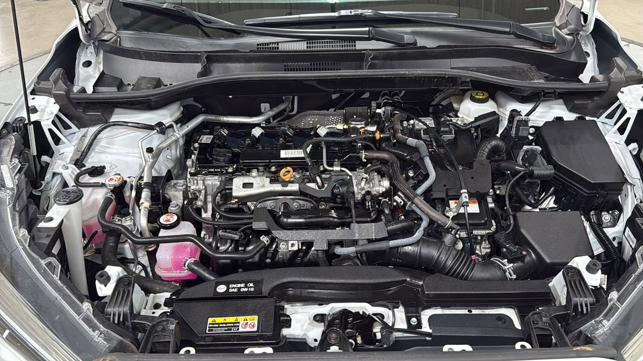 Certified 2024 Toyota Corolla Cross XSE w/ Convenience Package image 25