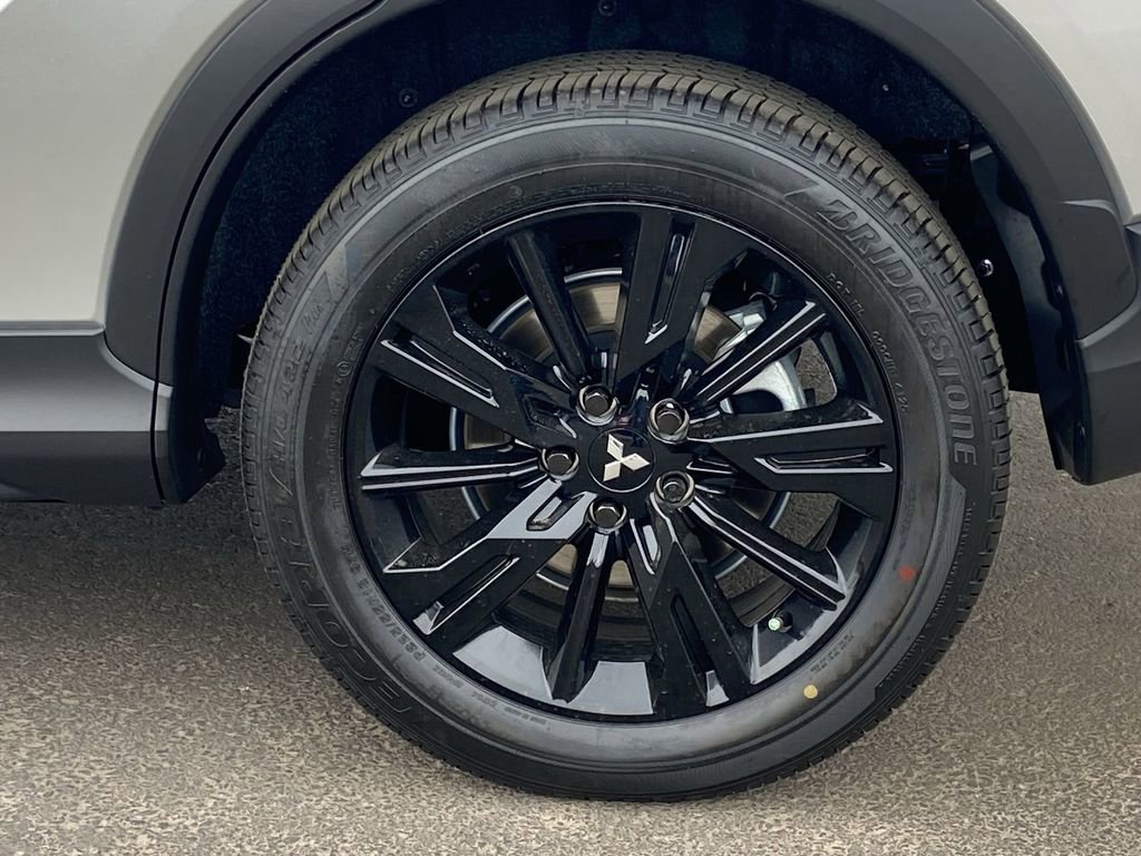 New 2026 Mitsubishi Eclipse Cross Black Edition AWD/4WD image 28