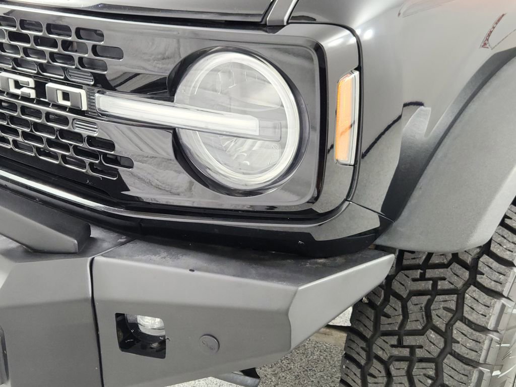 Used 2022 Ford Bronco Wildtrak image 10