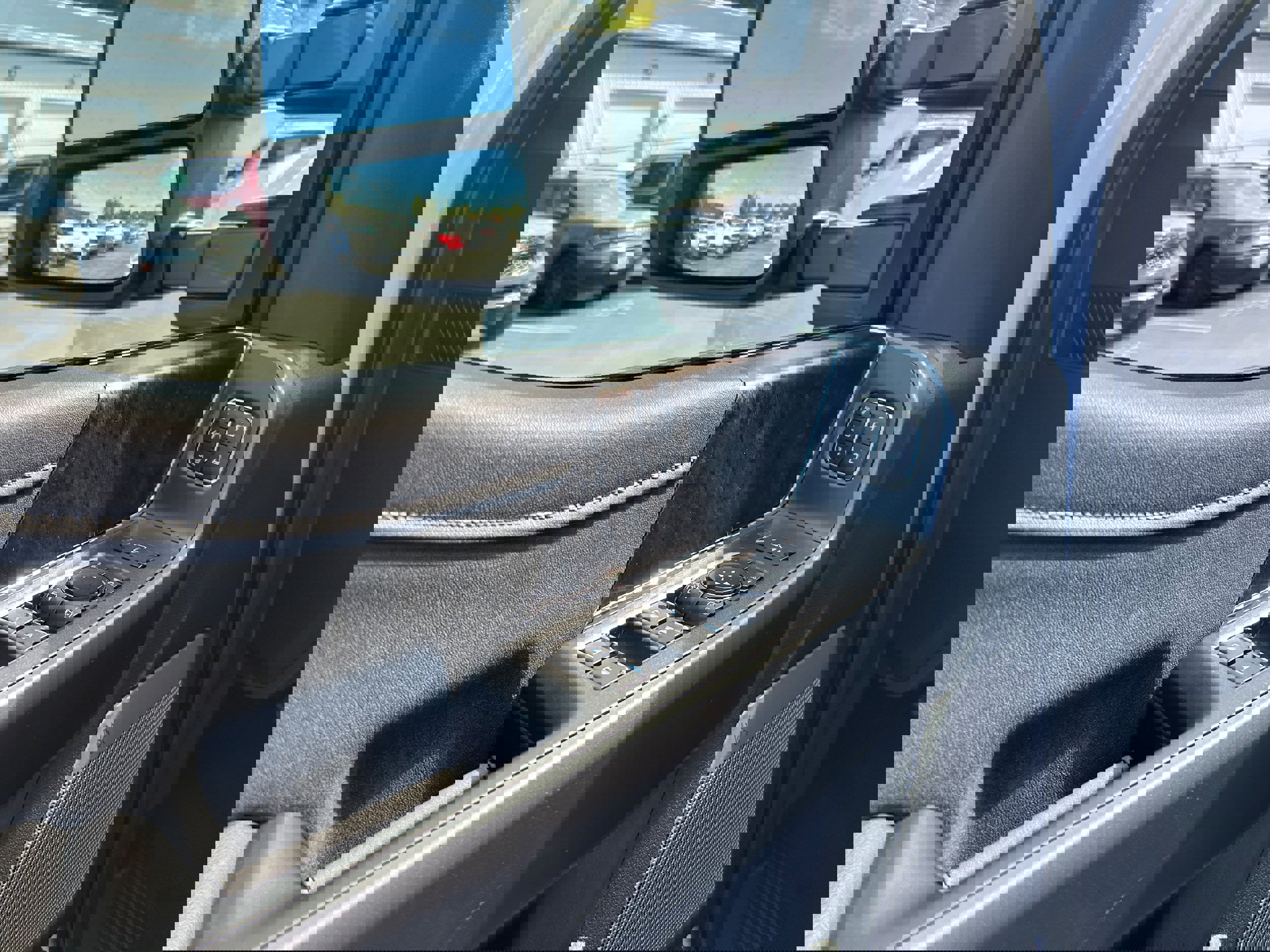 New 2026 Ford F350 Lariat w/ Tremor Off-Road Package image 48