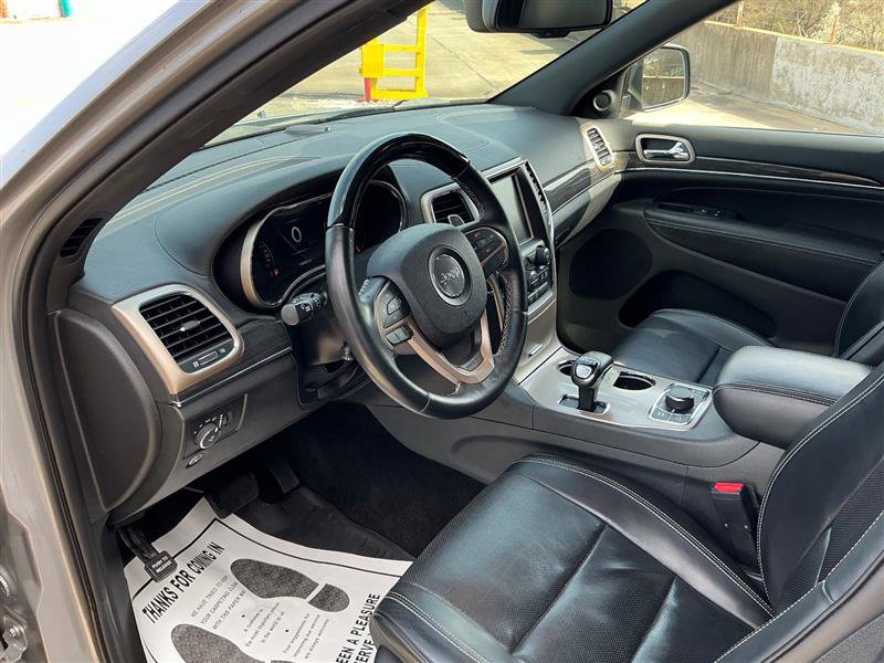 Used 2015 Jeep Grand Cherokee Overland image 29