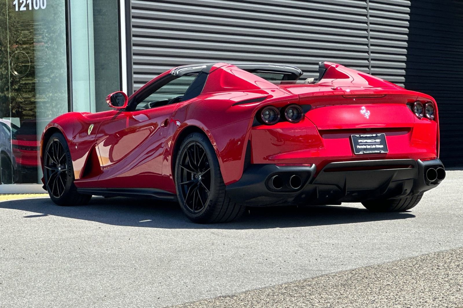 Used 2021 Ferrari 812 GTS RWD image 3