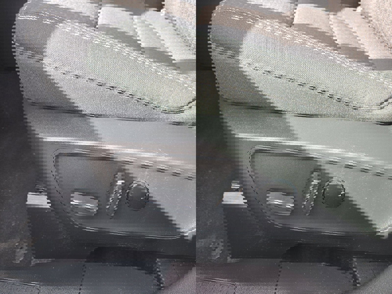 Certified 2023 Ford Escape Active image 12