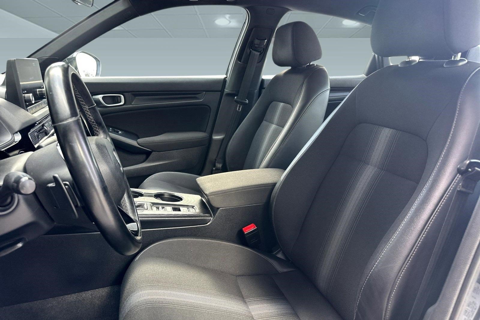 Used 2024 Honda Civic Sport image 5