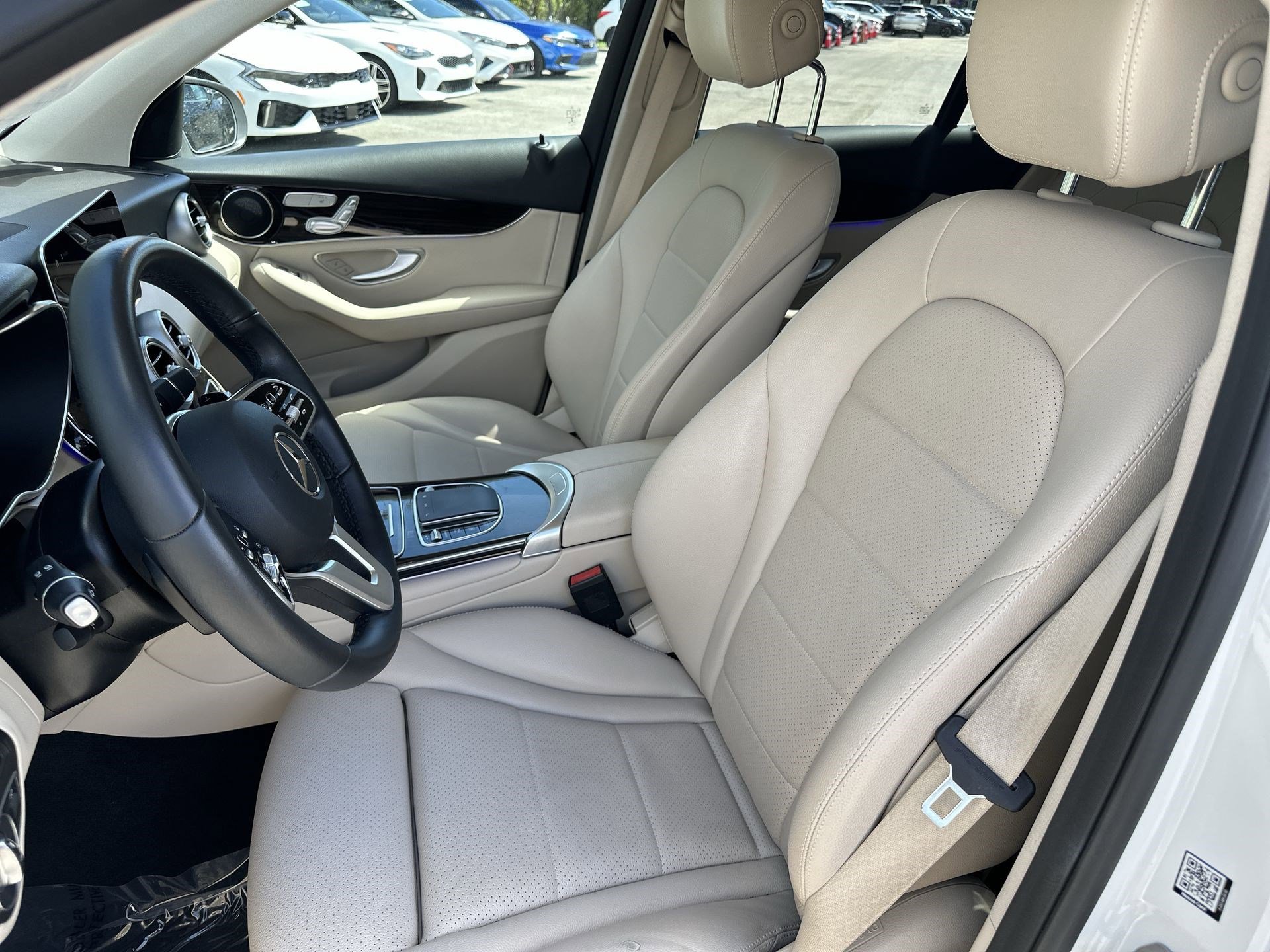 Used 2022 Mercedes-Benz GLC 300 image 13