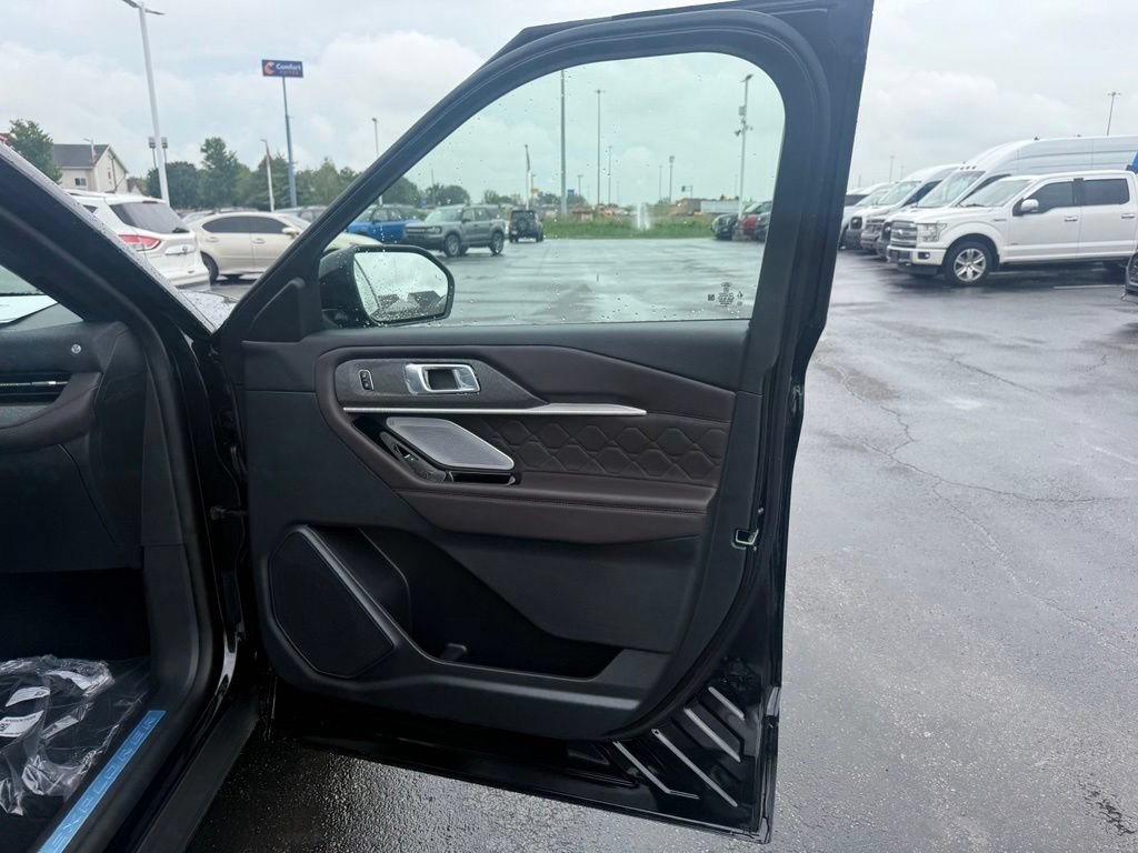 New 2026 Ford Explorer Platinum AWD/4WD image 57