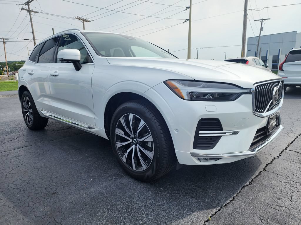 Certified 2023 Volvo XC60 B5 Plus w/ Climate Package AWD/4WD image 1