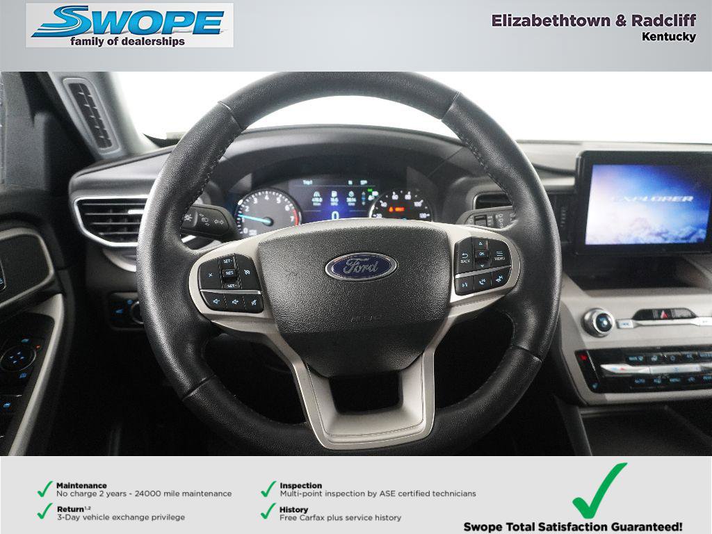 Used 2023 Ford Explorer XLT w/ Equipment Group 202A AWD/4WD image 17