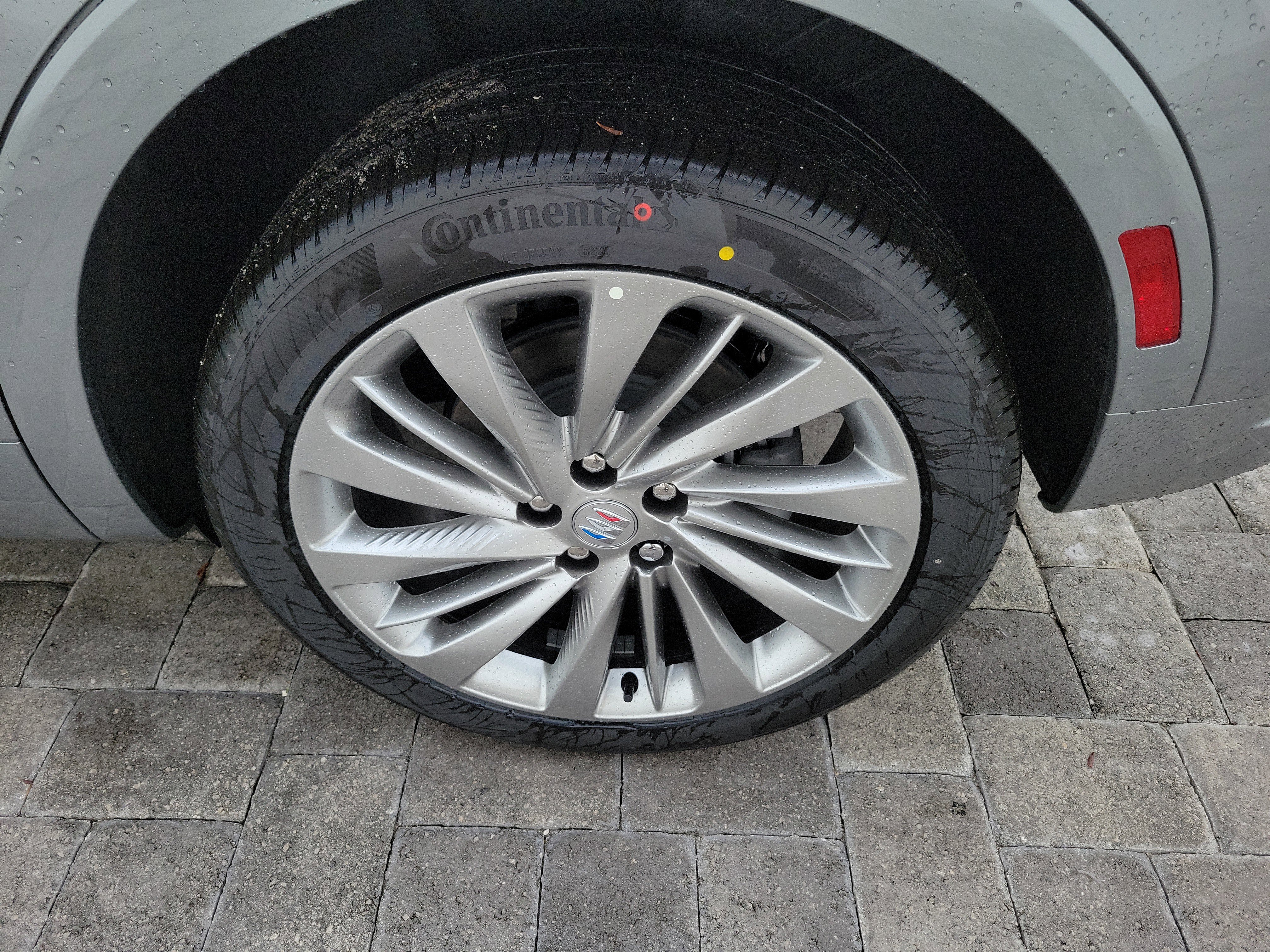 New 2026 Buick Envision Avenir image 11