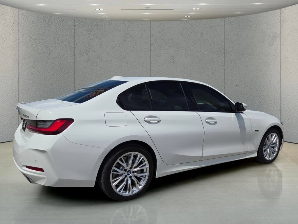 Used 2023 BMW 330e w/ Driving Assistance Package RWD image 4