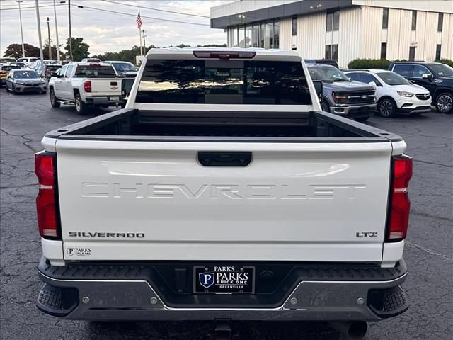 Certified 2025 Chevrolet Silverado 2500 LTZ w/ LTZ Premium Package AWD/4WD image 10