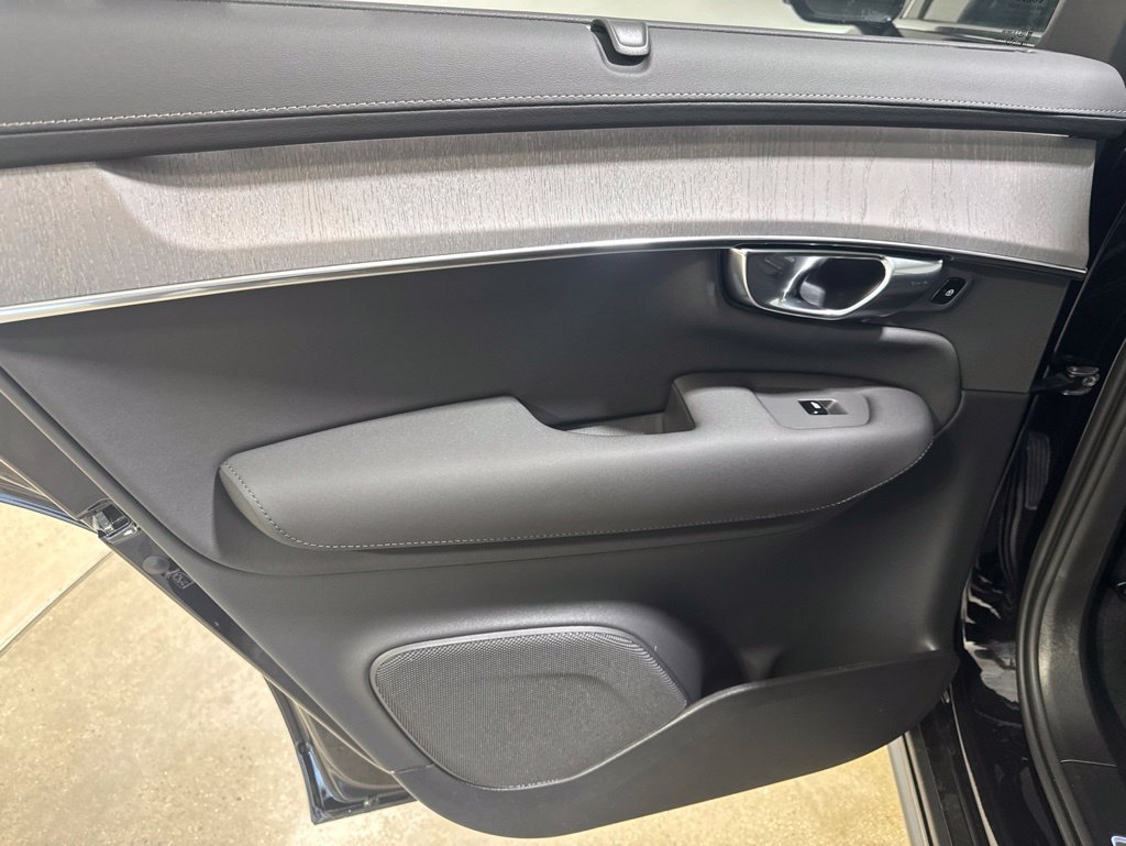New 2026 Volvo XC90 B6 Ultra w/ Protection Package AWD/4WD image 20