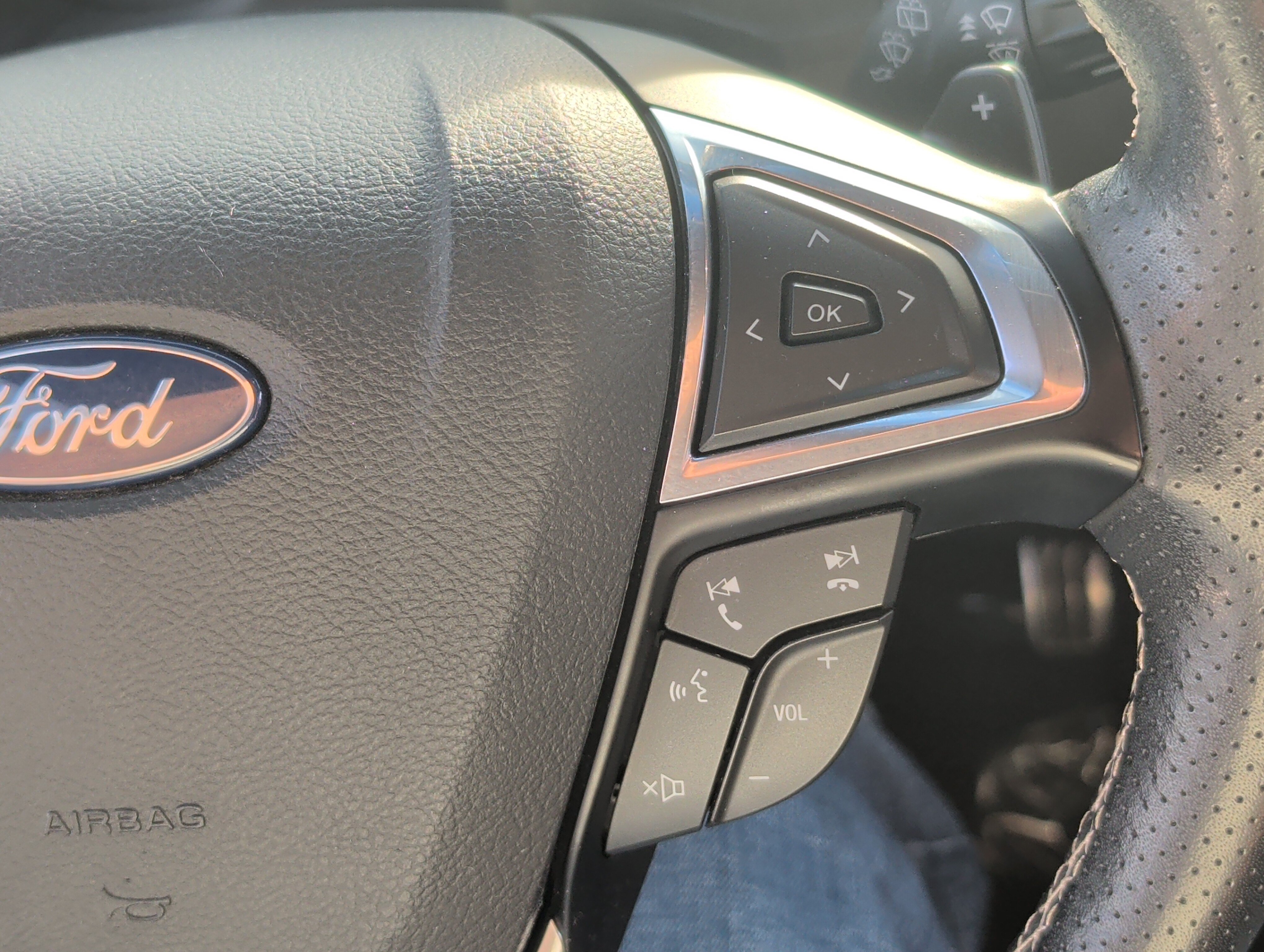 Certified 2019 Ford Edge ST AWD/4WD image 29