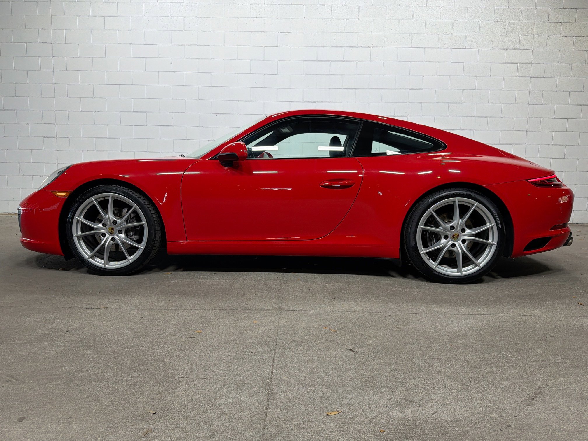 Certified 2017 Porsche 911 Carrera image 2