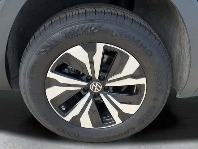 Used 2025 Volkswagen Atlas SE FWD image 9