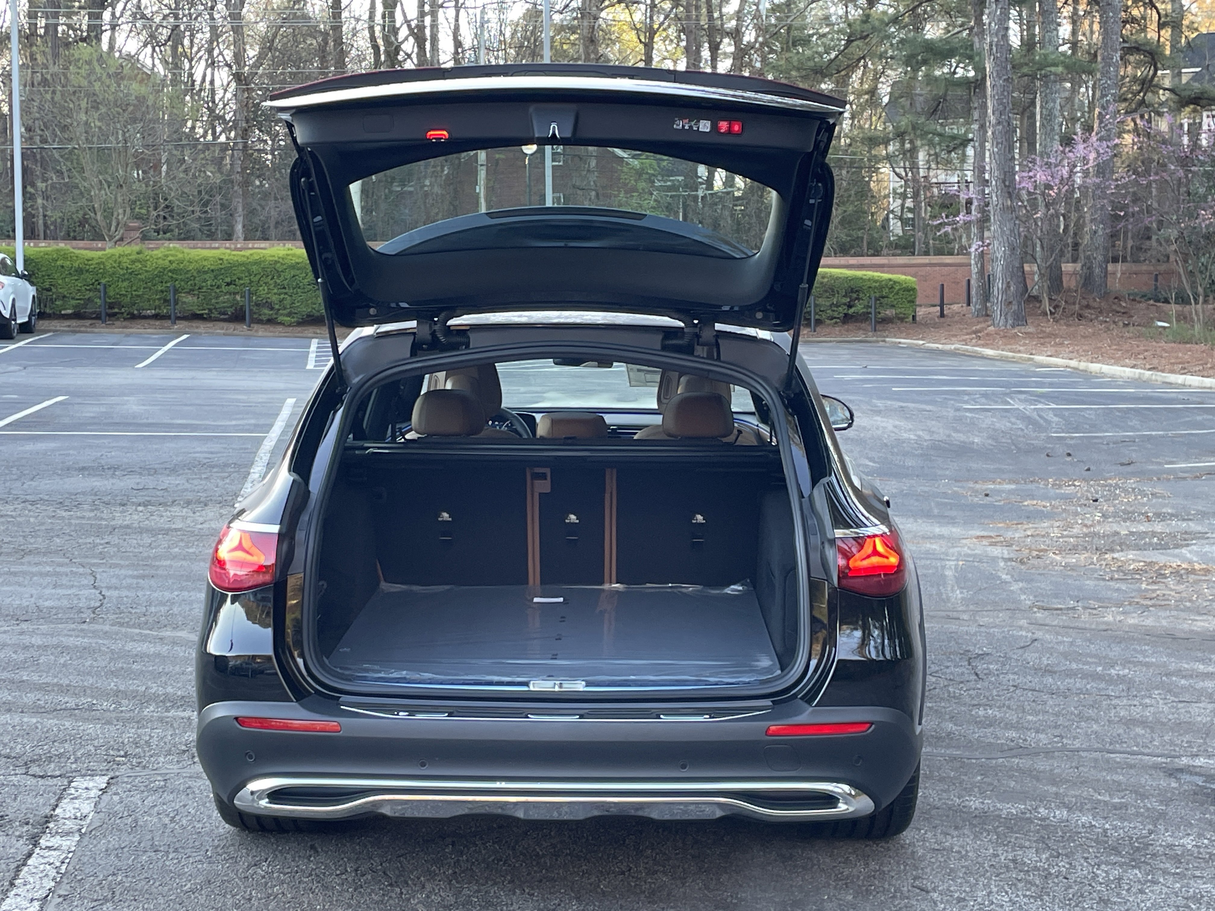 New 2026 Mercedes-Benz E 450 4MATIC All-Terrain Wagon image 8