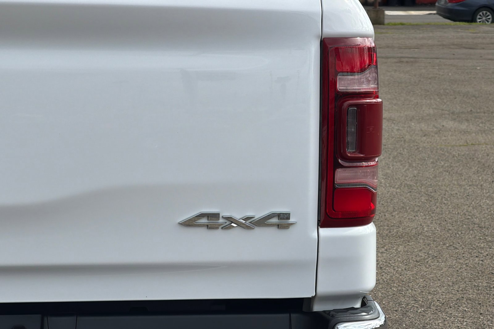 Used 2024 RAM 1500 Laramie image 8