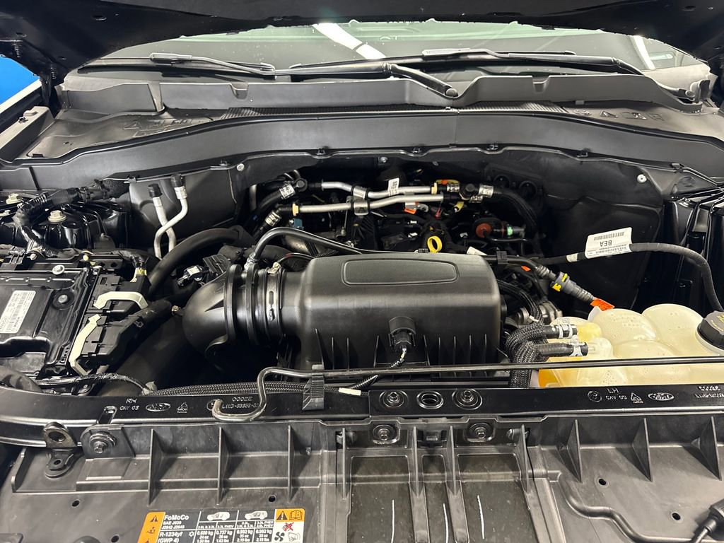 Certified 2022 Ford Explorer XLT w/ Equipment Group 202A AWD/4WD image 26