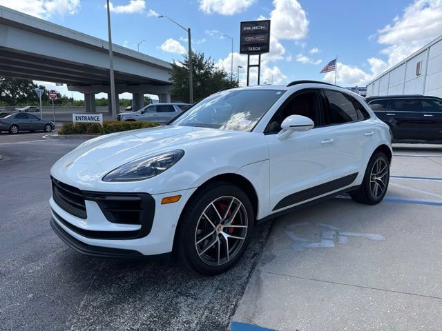 Used 2022 Porsche Macan S AWD/4WD image 3