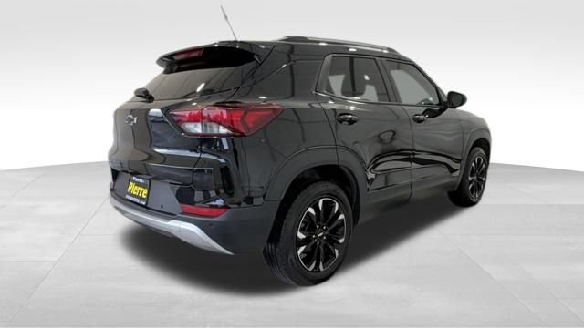 Used 2021 Chevrolet TrailBlazer LT w/ Driver Confidence Package image 5