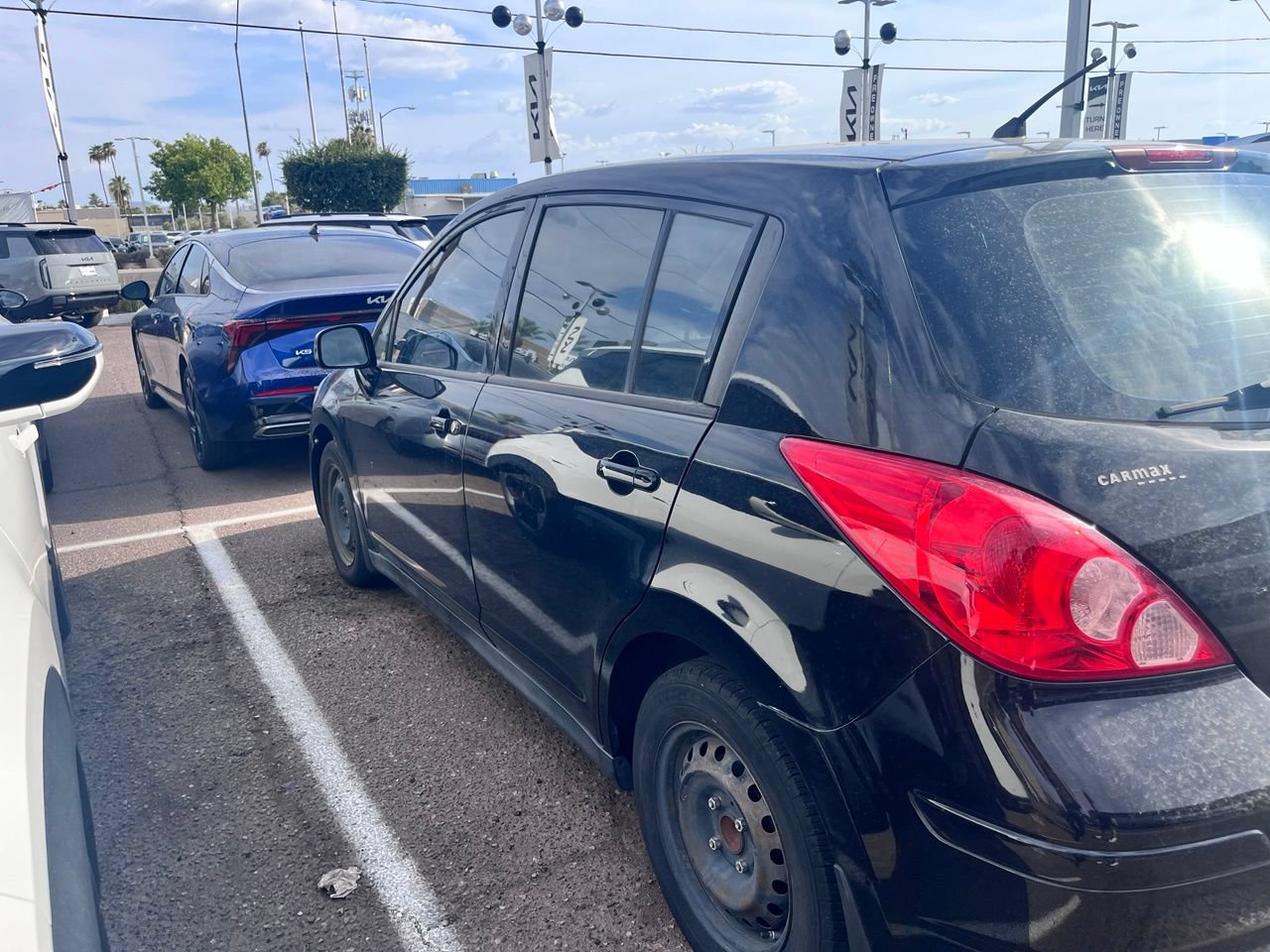 Used 2011 Nissan Versa 1.8 S w/ PWR Plus Pkg FWD image 3