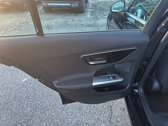 Used 2025 Mercedes-Benz C 300 Sedan image 10