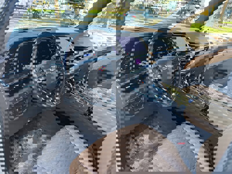 Used 2021 Cadillac Escalade ESV Premium Luxury w/ Driver Assist Tech Package image 24