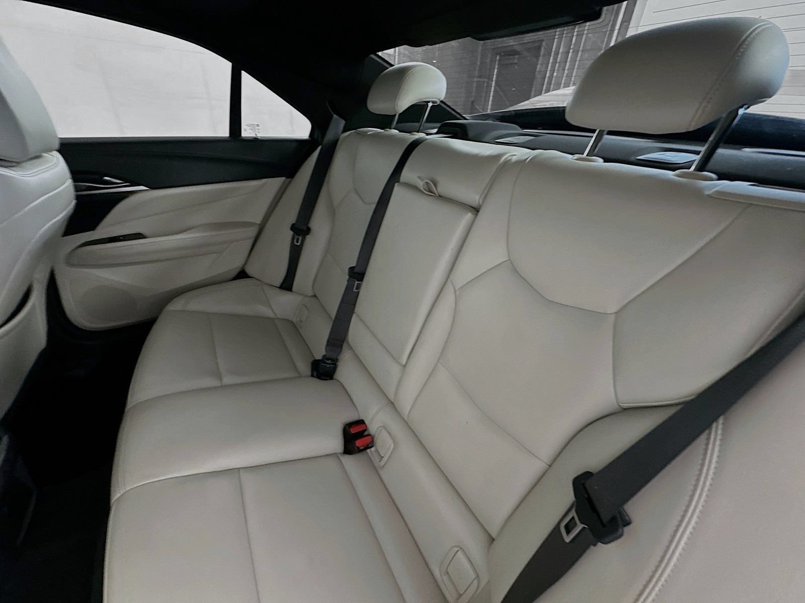 Used 2022 Cadillac CT4 Luxury w/ Sun And Sound Package RWD image 24