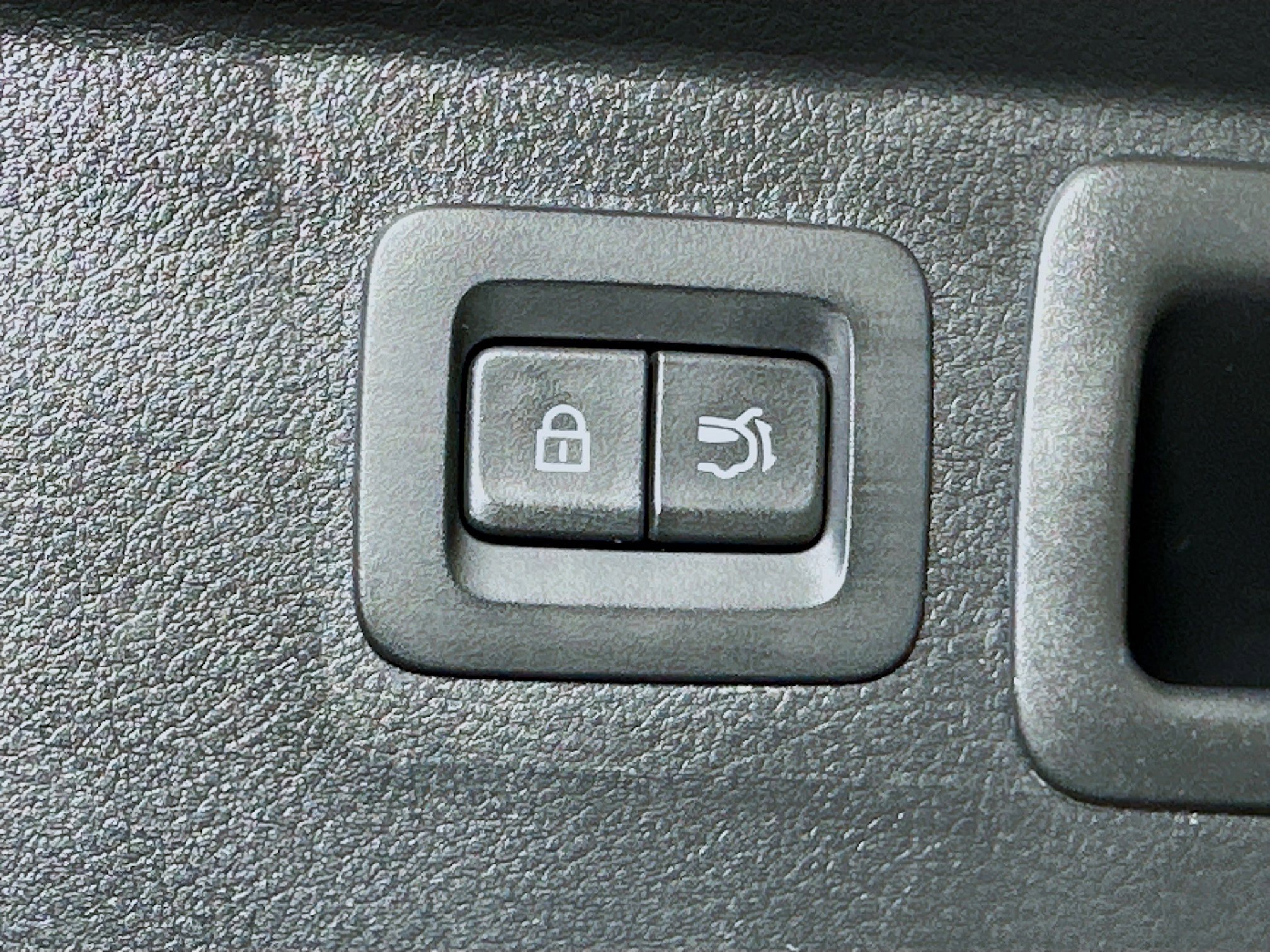 Used 2025 MAZDA CX-50 AWD 2.5 S w/ Preferred Package image 29