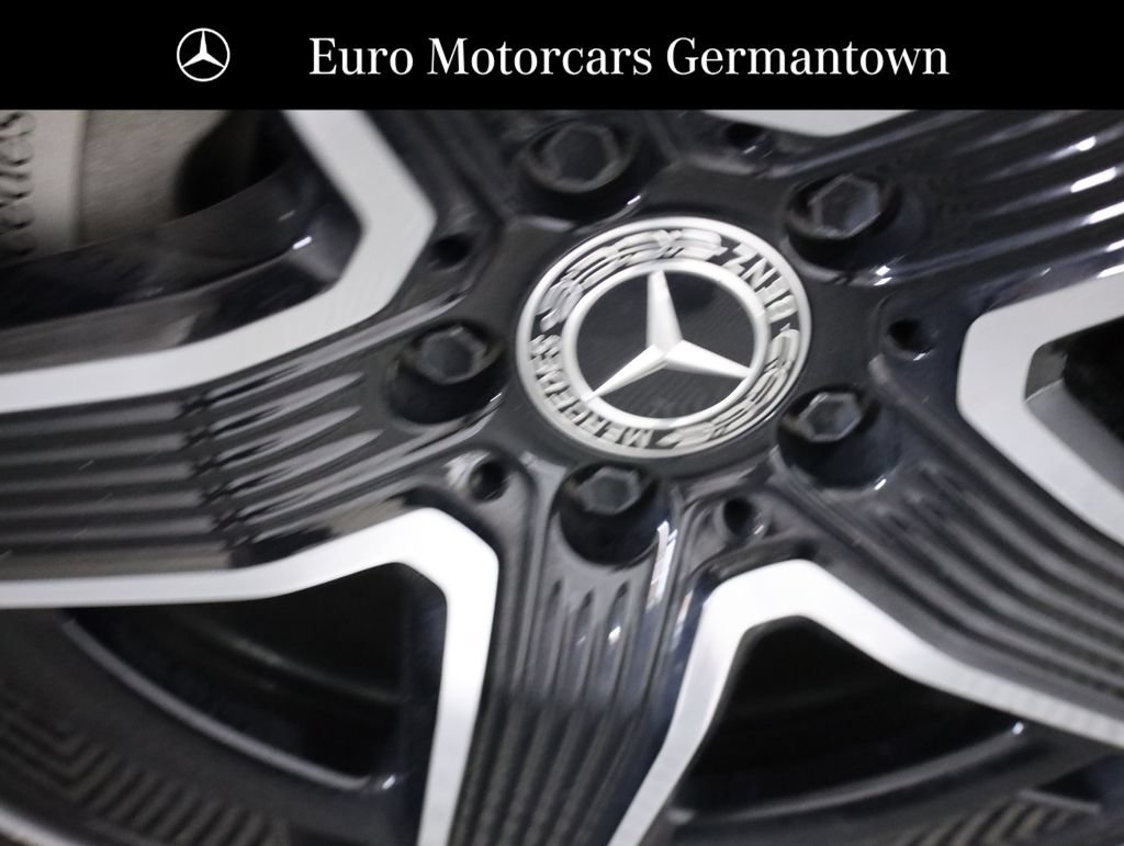 Used 2023 Mercedes-Benz GLC 300 4MATIC w/ AMG Line image 8