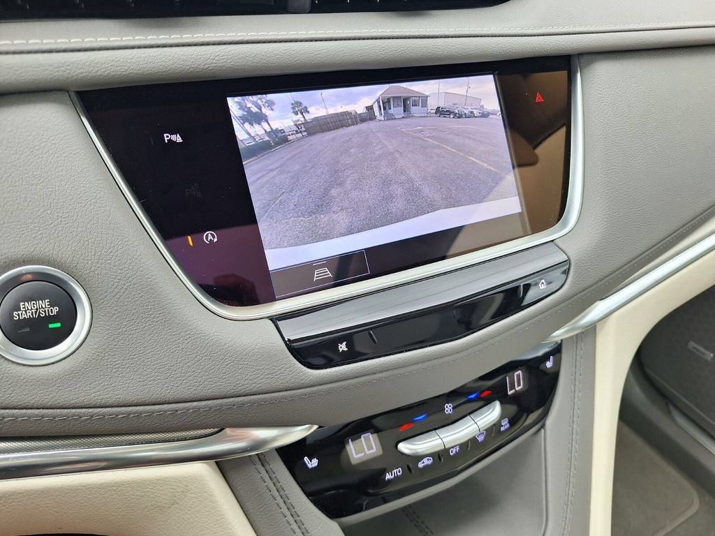 Certified 2023 Cadillac XT5 Premium Luxury FWD image 22