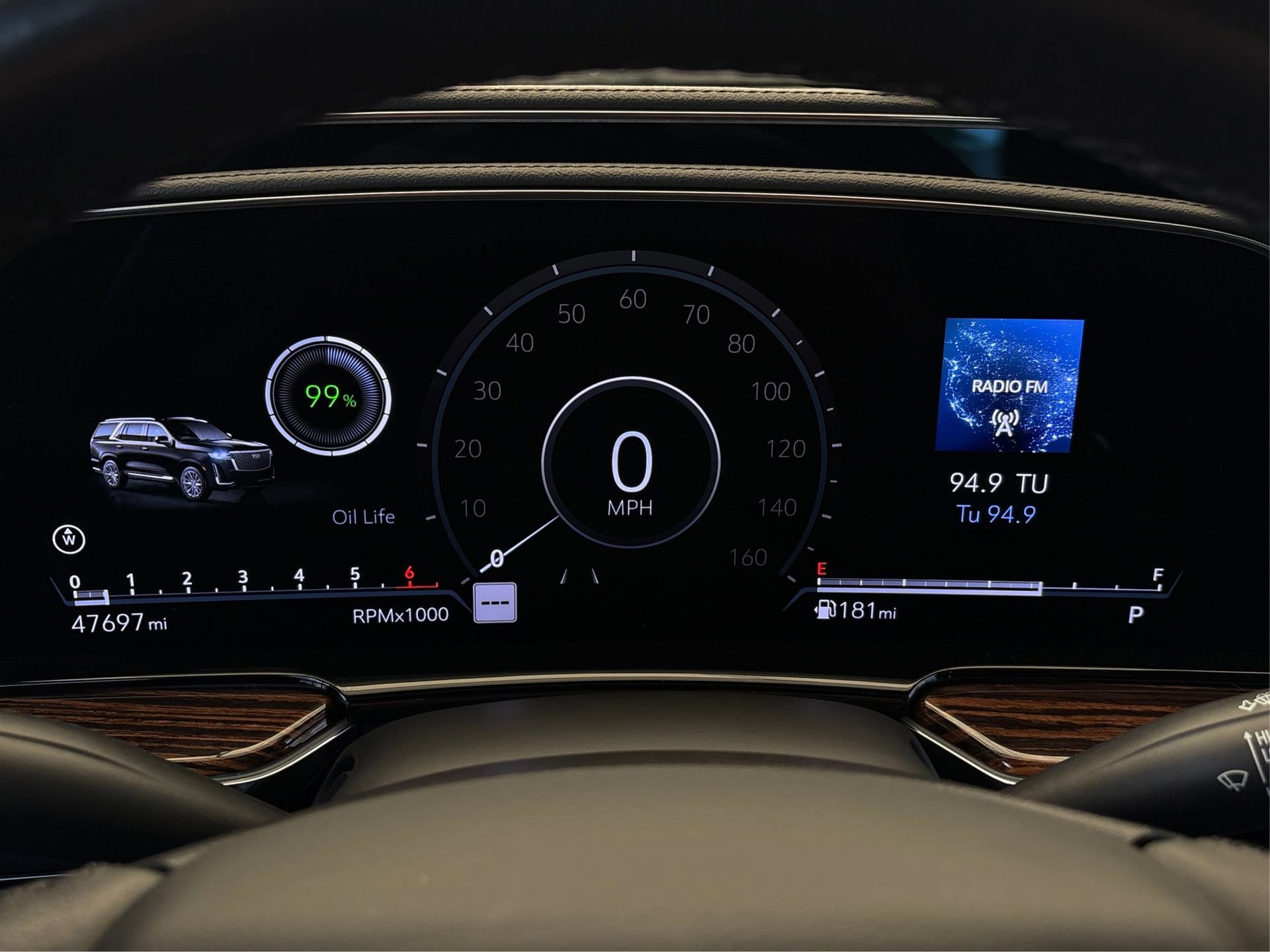 Certified 2022 Cadillac Escalade Luxury image 18