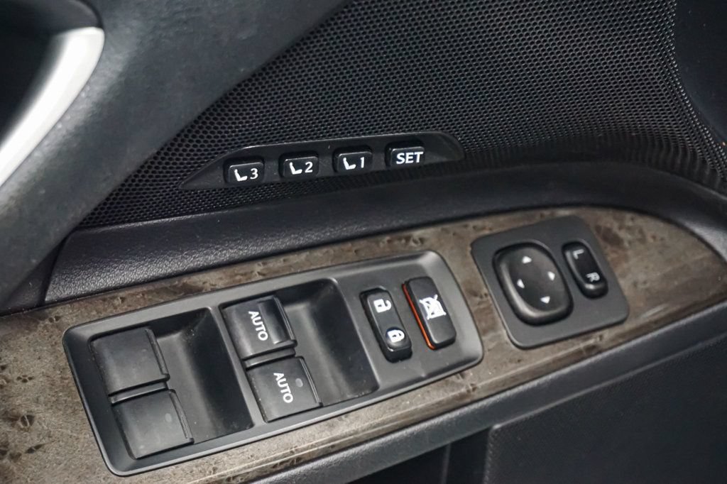 Used 2013 Lexus IS 350C w/ Luxury Pkg RWD image 53